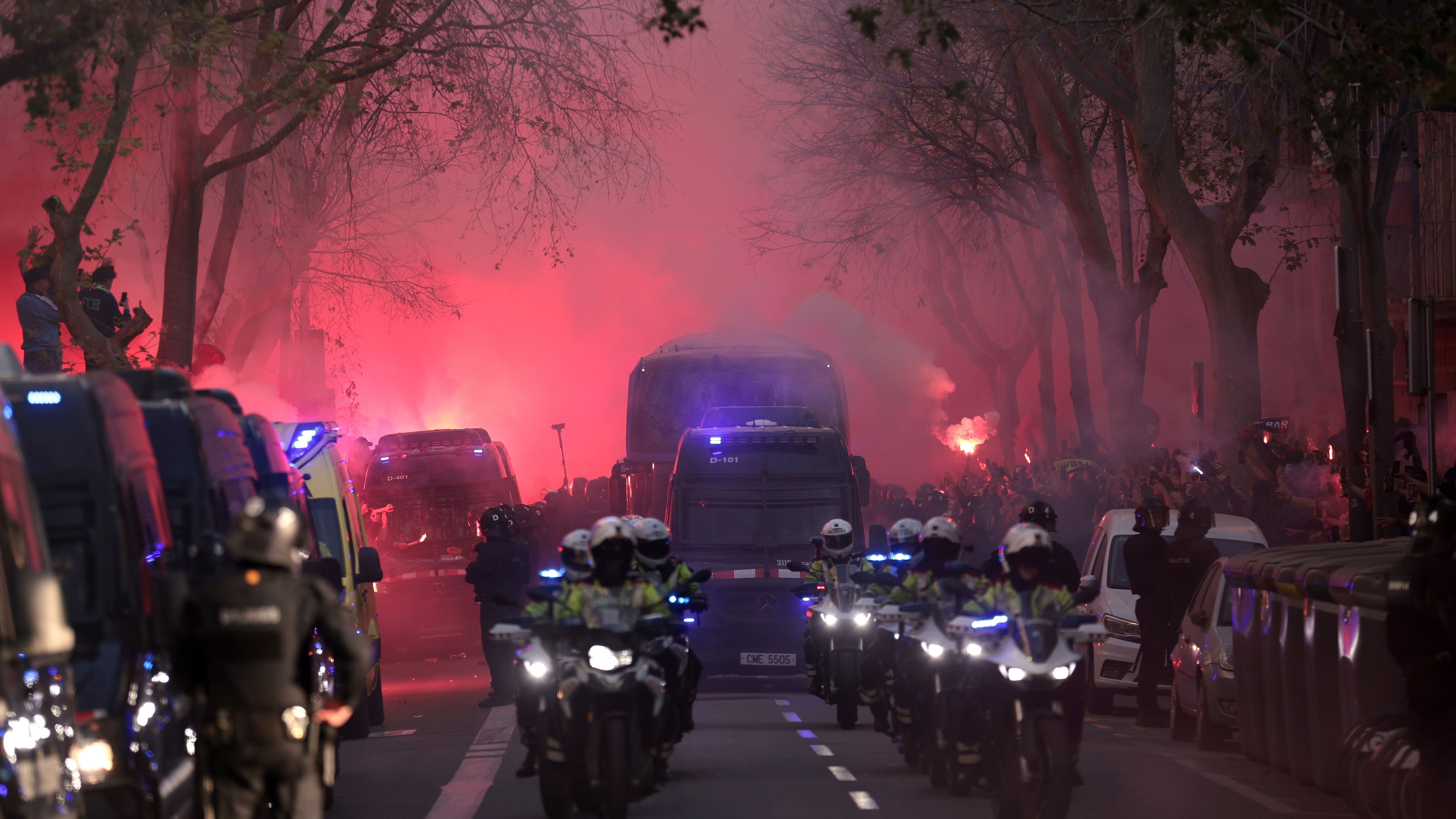 Atletico Madrid team bus has windows smashed after attack from Barcelona fans on way to Spotify Camp Nou